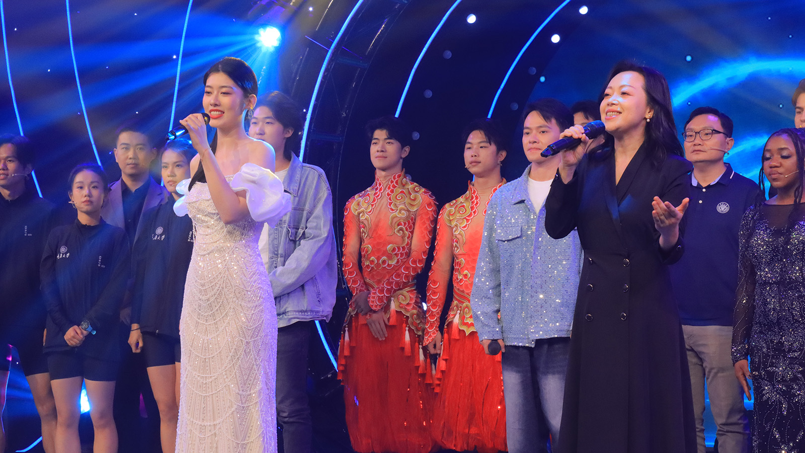 潛伏型環(huán)氧粉末涂料促進(jìn)劑，在保證快速固化的同時(shí)維持極佳的生產(chǎn)安全性